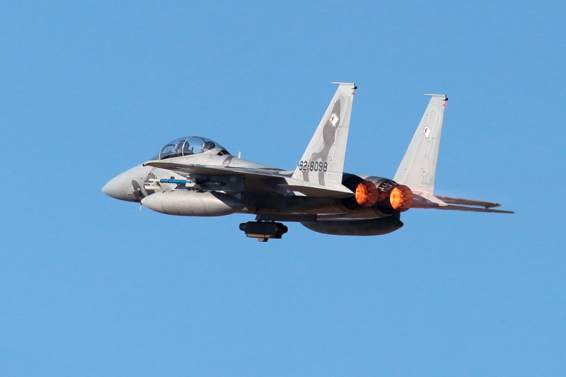 アグレッサー機アフターバーナー上昇中