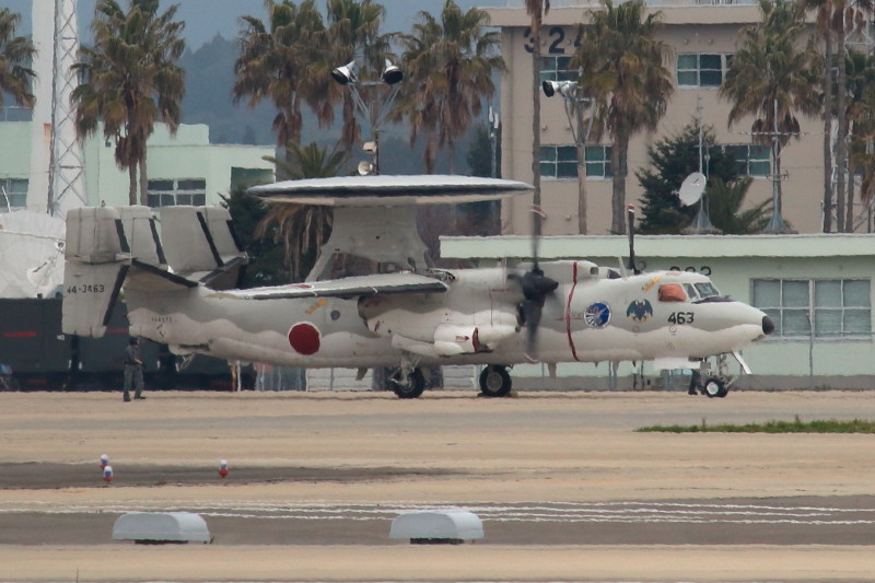 新田原基地に滞在中のE-2C展開完了