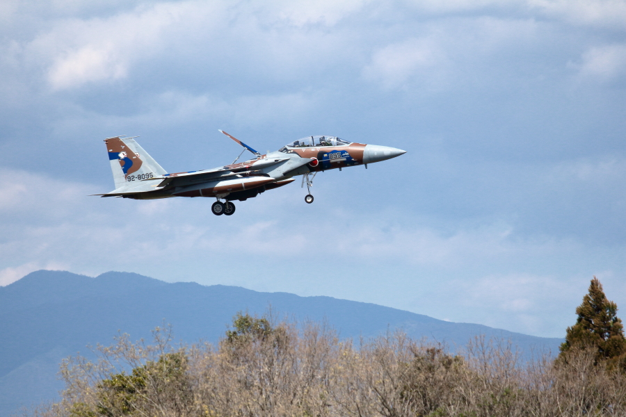 新田原基地のアグレスがアウローチ