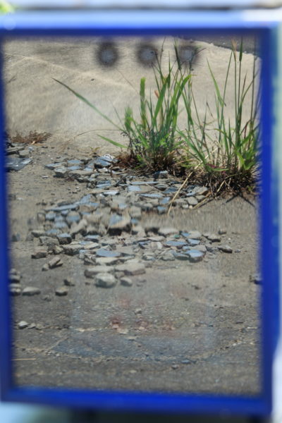 宮崎空港近くにあったふしぎな箱