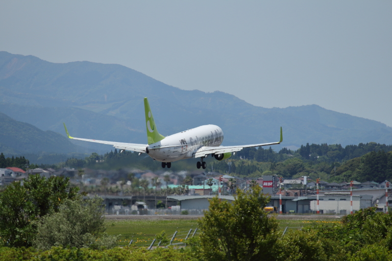 宮崎空港でくまモンゴーアラウンドした