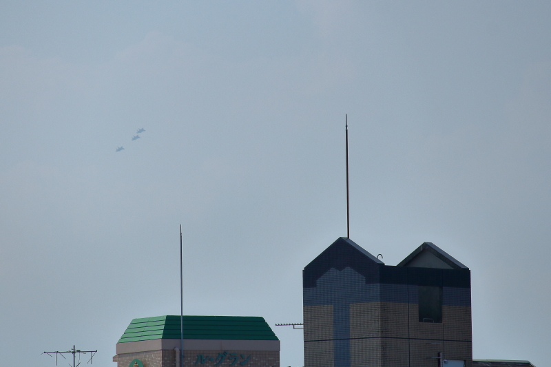 まつりみやざきオープニングまえのｆ－15戦闘機