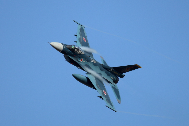 築城基地から新田原エアフェスタ2018に飛来したF-2戦闘攻撃機